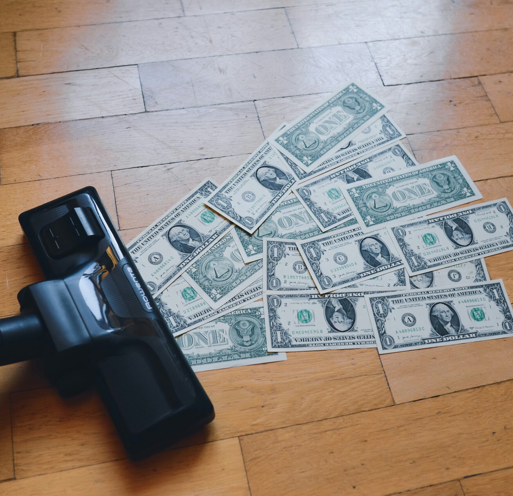 rc xyz nft gallery o MyHqEEHoM unsplash